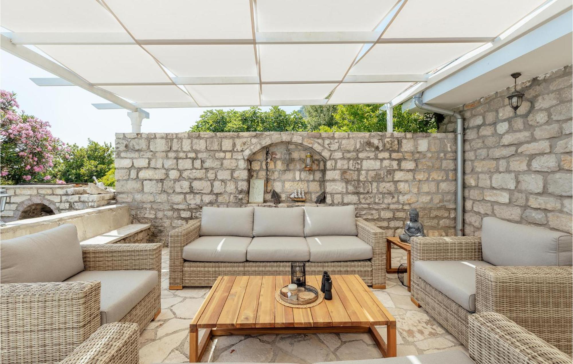 Amazing Home In Herceg Novi With House Sea View Exterior foto