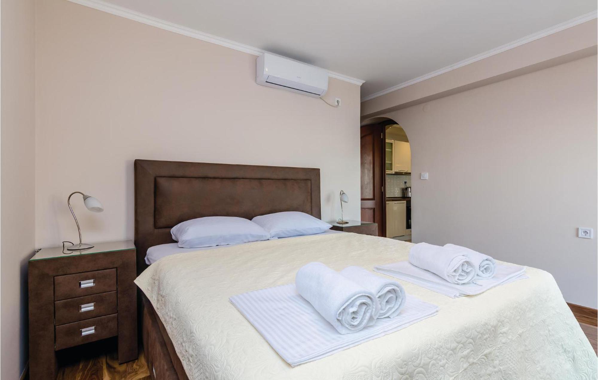 Amazing Home In Herceg Novi With House Sea View Exterior foto